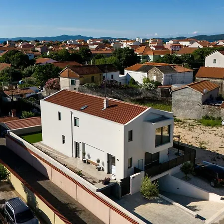 Big Sky Apartman